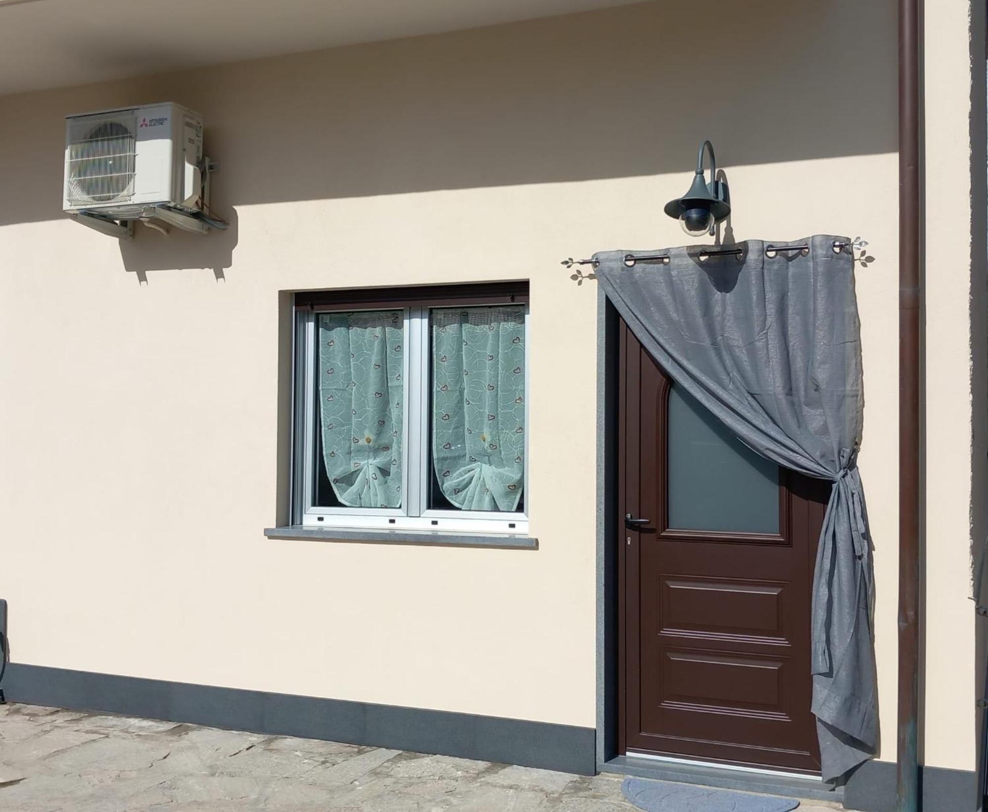 Casa Luce Apartment Marina di Massa Ngoại thất bức ảnh